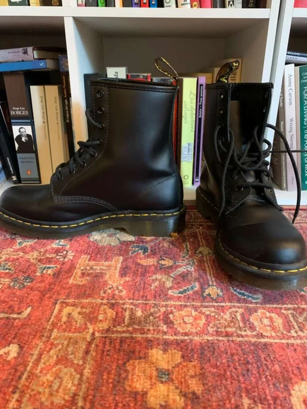 Black Doc Martens boots - excellent condition! - Picture 2 of 8